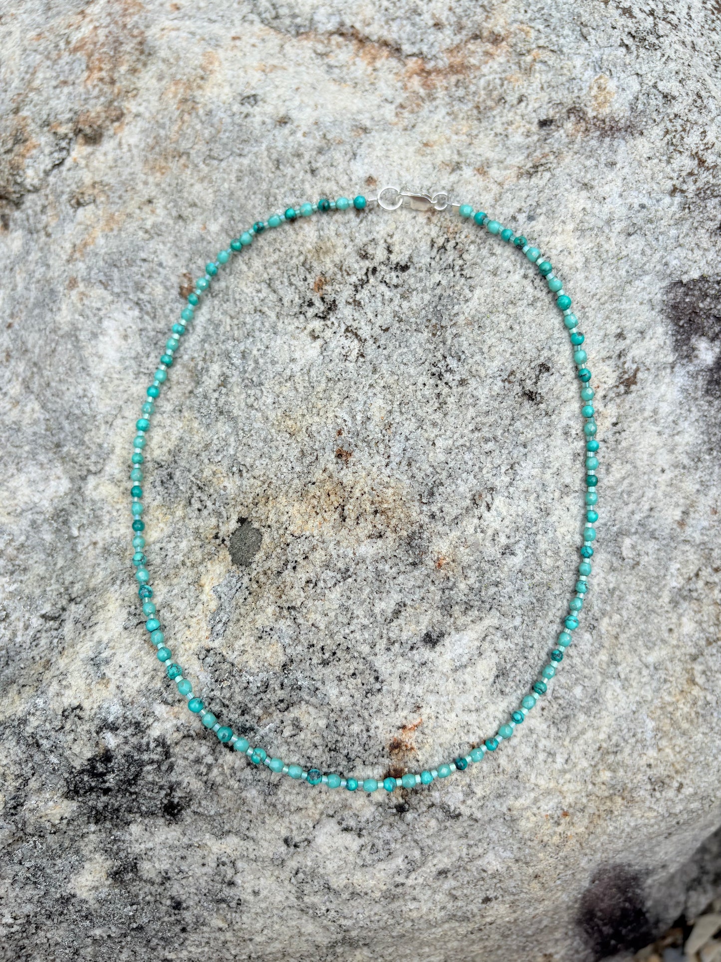 Dainty Beaded Turquoise Necklace III