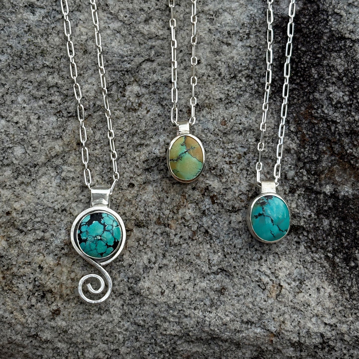Breezy Pendant I