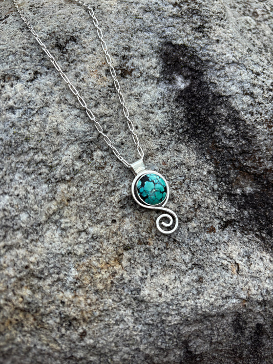 Breezy Pendant III